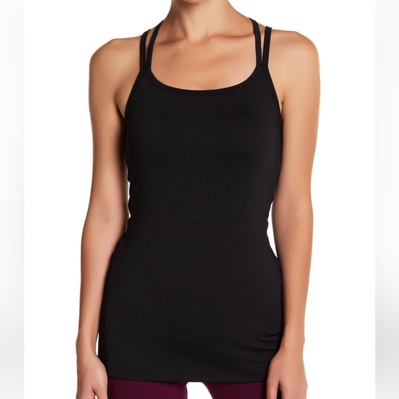 NUX quantum cami  tank with built in bra - Picture 2 of 8